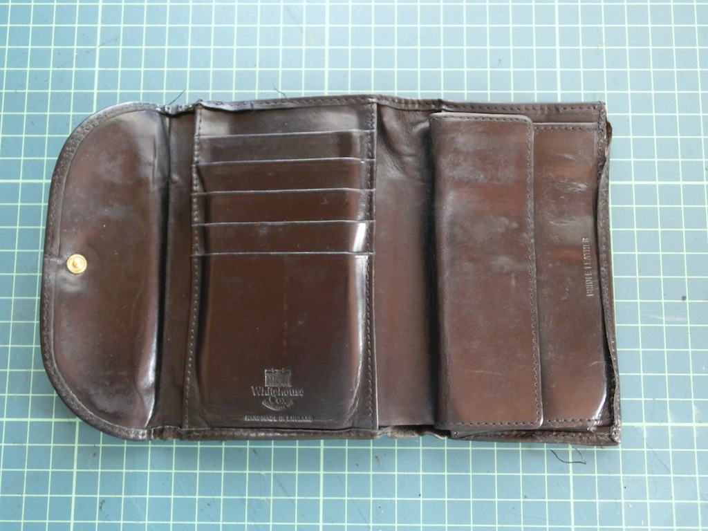 お財布の修理（札入れ生地の張り替え） | バッグ修理のプラスアップ